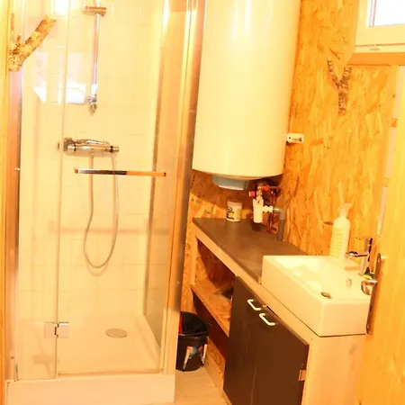 Chalet Chalet, Chrysalide, Ferme De Vovady
